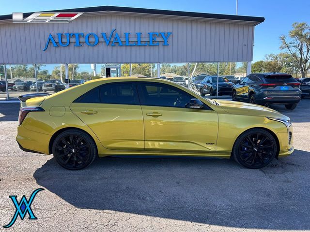 2024 Cadillac CT4 V-Series Sedan 4D - 23098313 - 7