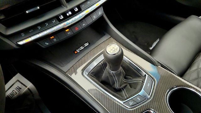 2024 Cadillac CT4-V 4dr Sedan Blackwing w/ High End Leather Seating & Technology Pkg - 23031163 - 15