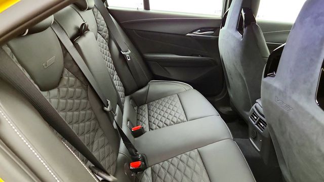 2024 Cadillac CT4-V 4dr Sedan Blackwing w/ High End Leather Seating & Technology Pkg - 23031163 - 23