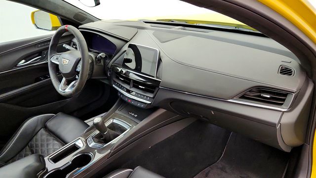 2024 Cadillac CT4-V 4dr Sedan Blackwing w/ High End Leather Seating & Technology Pkg - 23031163 - 25