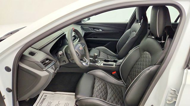 2024 Cadillac CT4-V 4dr Sedan Blackwing w/ High End Leather Seating & Technology Pkg - 23031186 - 19