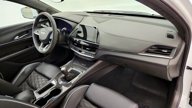 2024 Cadillac CT4-V 4dr Sedan Blackwing w/ High End Leather Seating & Technology Pkg - 23031186 - 25