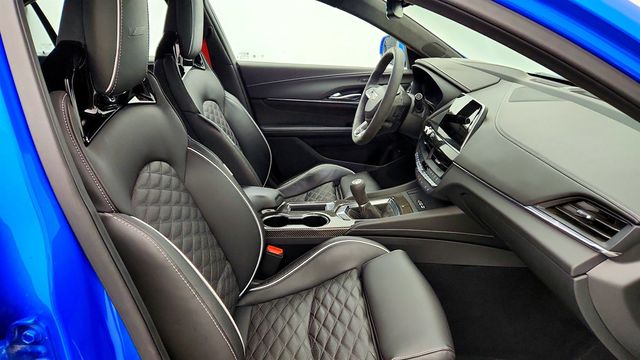 2024 Cadillac CT4-V 4dr Sedan Blackwing w/ High End Leather Seating & Technology Pkg - 23031195 - 24