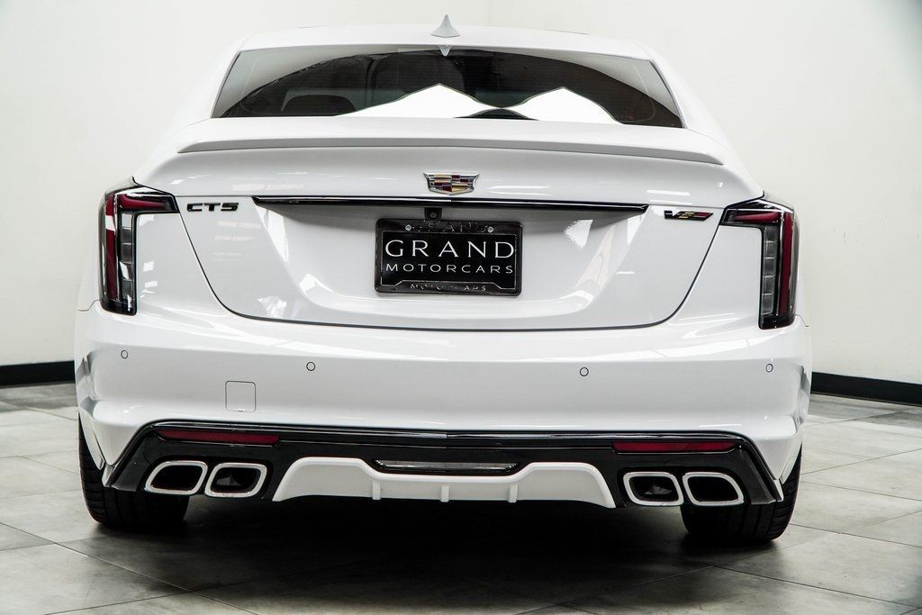 2024 Cadillac CT5 V photo 11