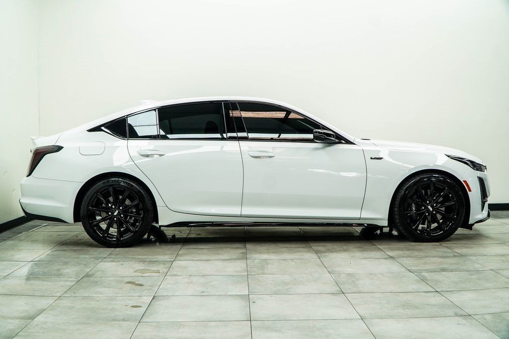 2024 Cadillac CT5 V photo 9