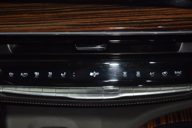 2024 Cadillac Escalade 4WD 4dr Premium Luxury - 22925685 - 33