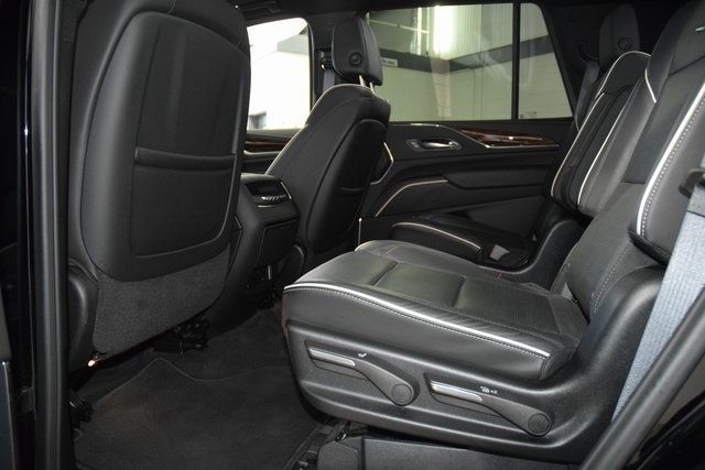 2024 Cadillac Escalade 4WD 4dr Premium Luxury - 22925685 - 44
