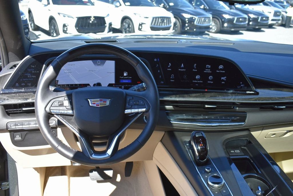 2024 Cadillac Escalade Premium Luxury photo 16