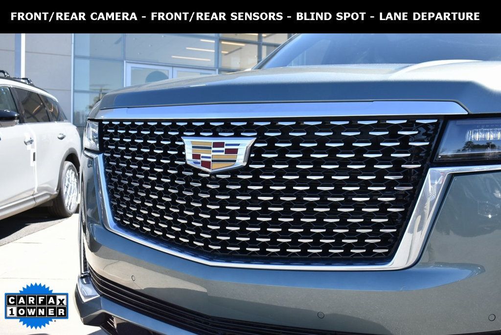 2024 Cadillac Escalade Premium Luxury photo 2