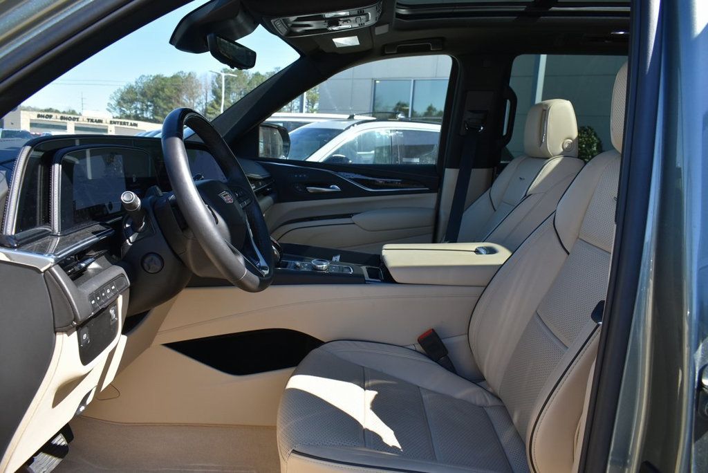 2024 Cadillac Escalade Premium Luxury photo 33