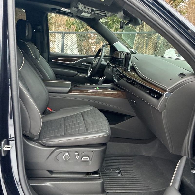 2024 Cadillac Escalade 4WD 4dr Premium Luxury Platinum - 22967221 - 17
