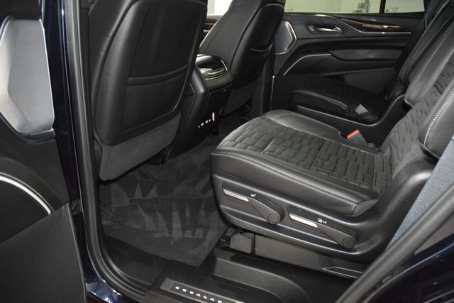 2024 Cadillac Escalade 4WD 4dr Premium Luxury Platinum - 22967221 - 42