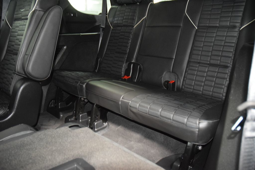 2024 Cadillac Escalade 4WD 4dr Premium Luxury Platinum - 22967221 - 45