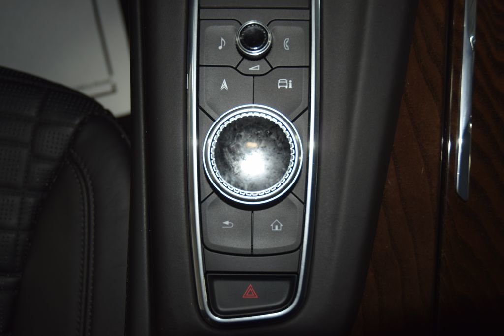 2024 Cadillac Escalade 4WD 4dr Premium Luxury Platinum - 23024080 - 35