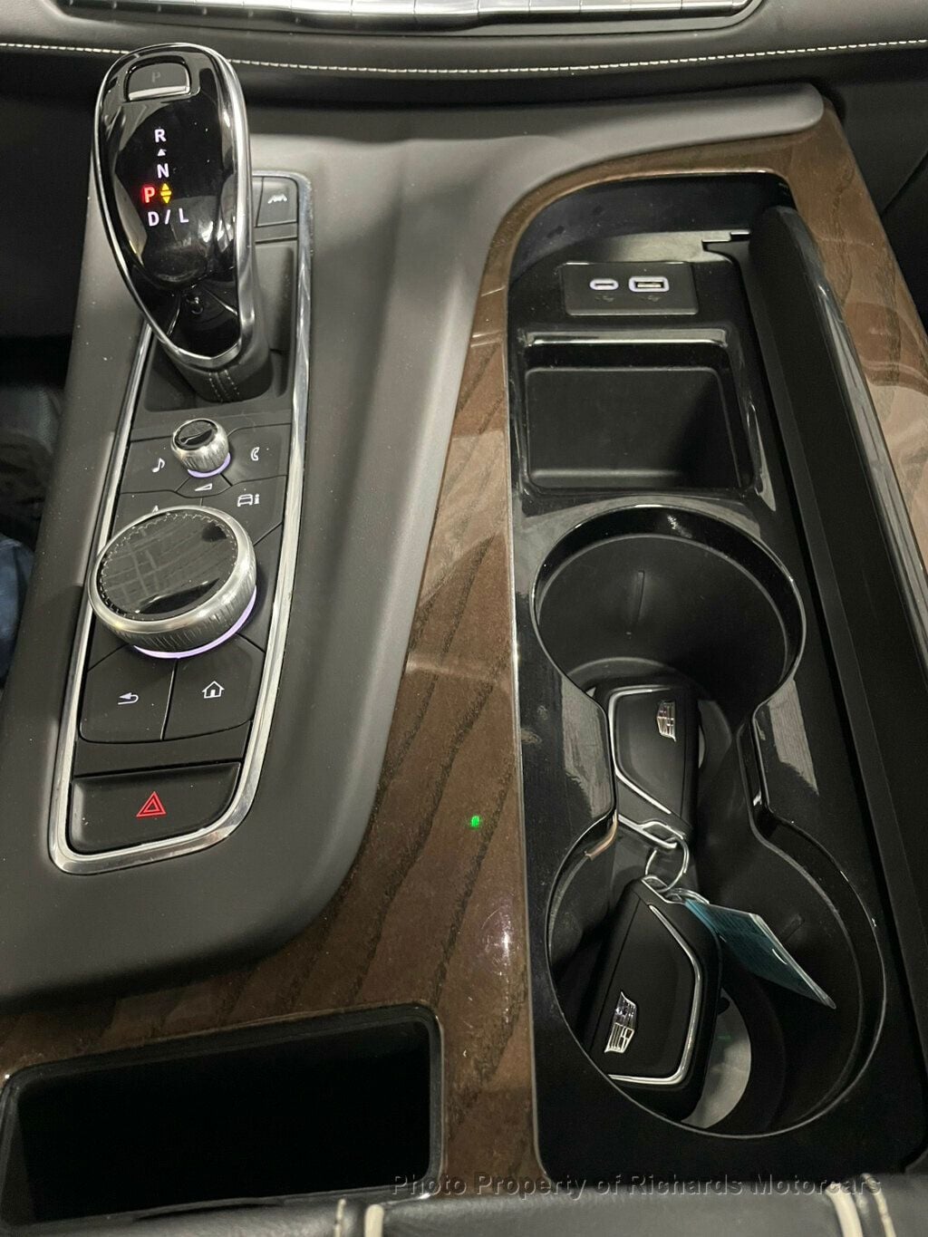 2024 Cadillac Escalade 4WD 4dr Premium Luxury Platinum - 22949808 - 19