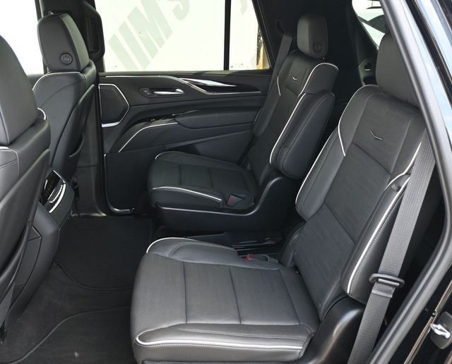 2024 Cadillac Escalade 4WD 4dr Sport - 23011565 - 15