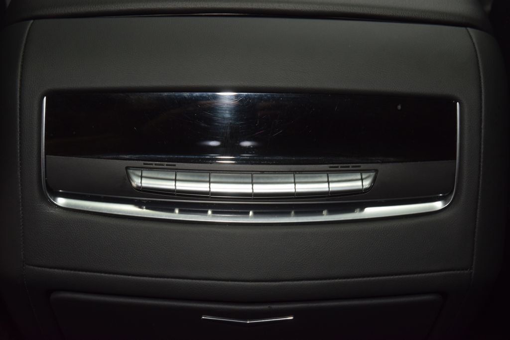2024 Cadillac Escalade 4WD 4dr Sport - 23061943 - 46