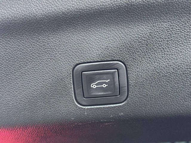 2024 Cadillac Escalade 4WD 4dr Sport - 22971120 - 32