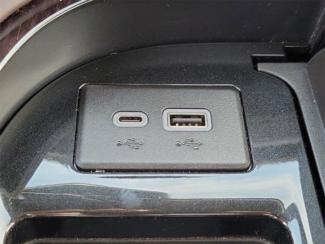 2024 Cadillac Escalade 4WD 4dr Sport Platinum - 22959892 - 19