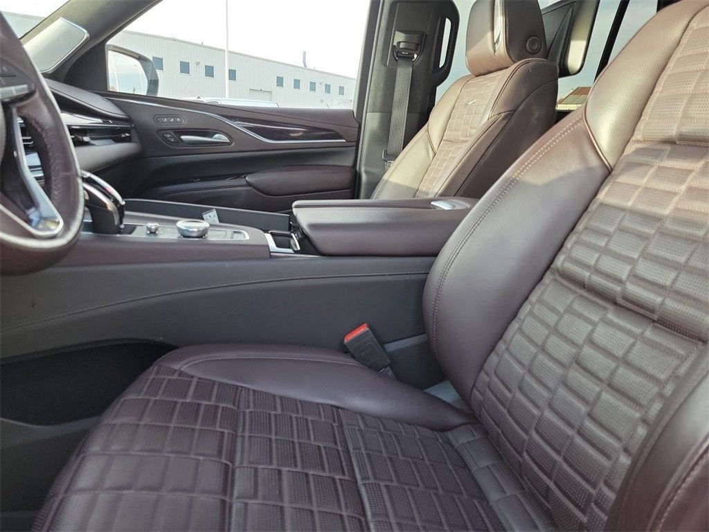2024 Cadillac Escalade 4WD 4dr Sport Platinum - 22959892 - 25