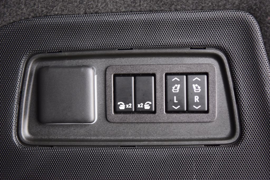 2024 Cadillac Escalade 4WD 4dr Sport Platinum - 23003510 - 23