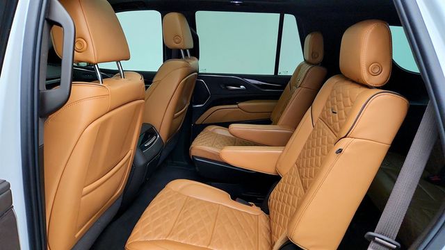 2024 Cadillac Escalade 4WD 4dr Sport w/ Touring Pkg, Full Leather & Power Steps - 23038804 - 18
