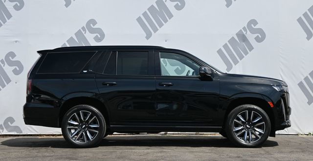 2024 Cadillac Escalade 4WD Sport Touring Package  - 23011565 - 3