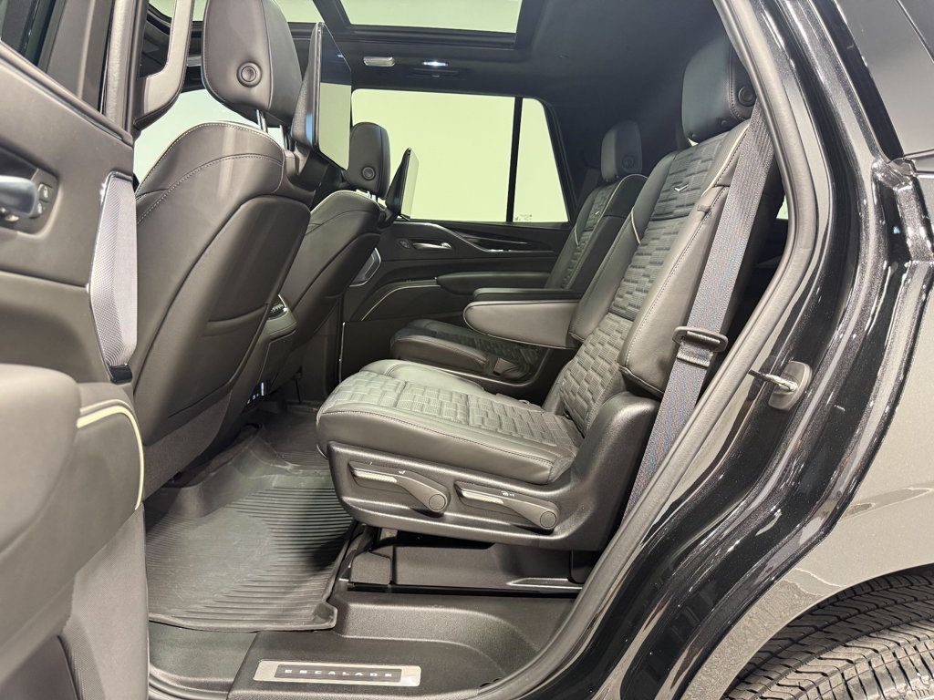 2024 Cadillac Escalade AWD 4dr V-Series - 23062502 - 27