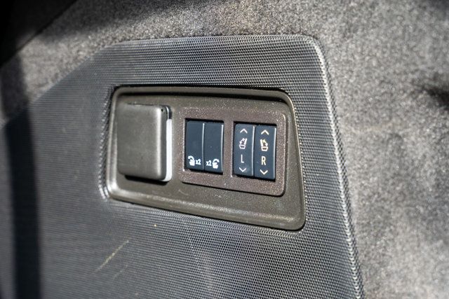 2024 Cadillac Escalade LocalTrade/MSRP$108845/OnyxPkg/TouringPkg/Heated&CooledSeats/NAV - 23041144 - 52