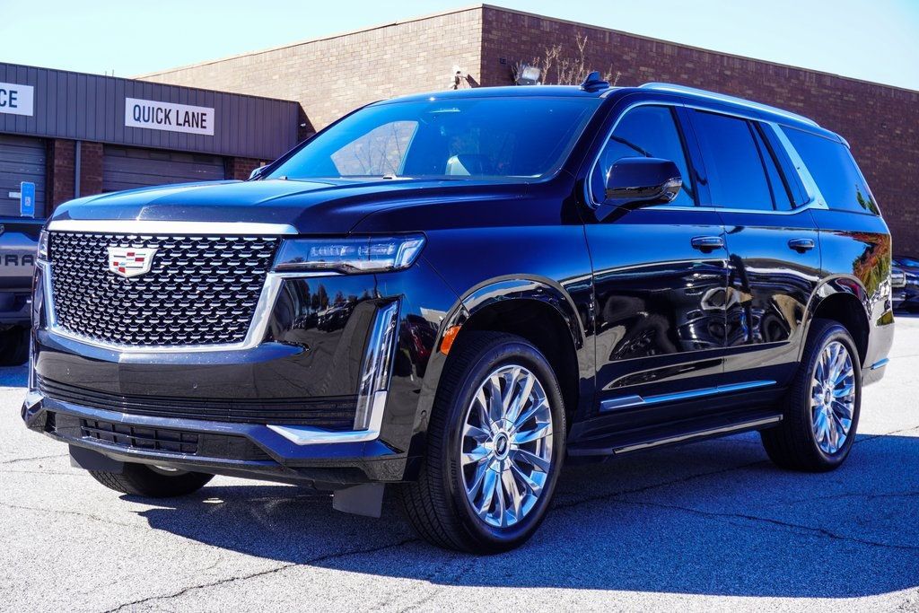 2024 Cadillac Escalade Premium Luxury photo 3