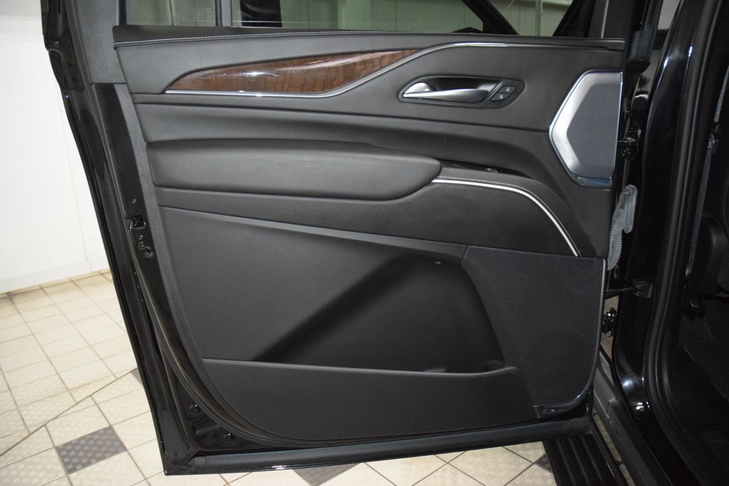 2024 Cadillac Escalade ESV 4WD 4dr Premium Luxury Platinum - 23016399 - 45