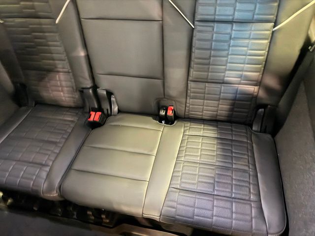 2024 Cadillac Escalade ESV 4WD 4dr Premium Luxury Platinum - 23033795 - 36
