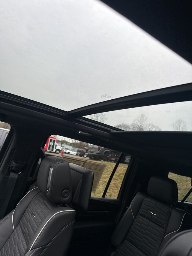 2024 Cadillac Escalade ESV 4WD 4dr Sport Platinum - 22955993 - 23