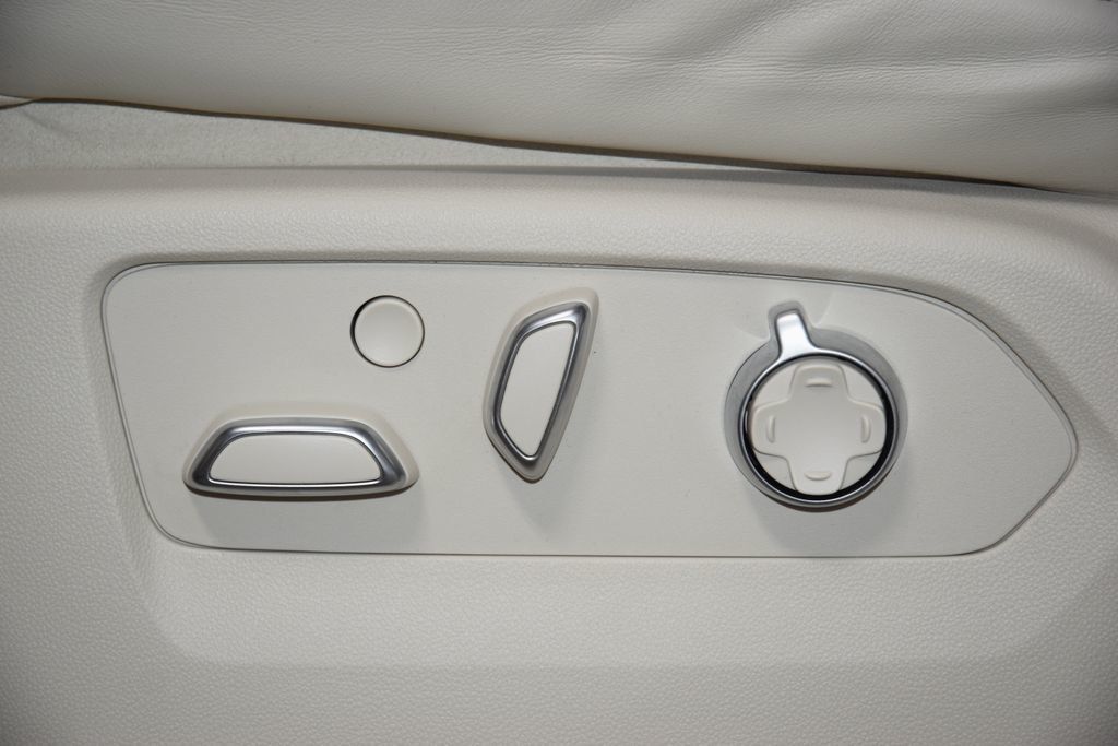 2024 Cadillac Escalade ESV 4WD 4dr Sport Platinum - 22997609 - 42