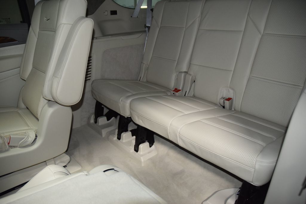 2024 Cadillac Escalade ESV 4WD 4dr Sport Platinum - 23001853 - 44