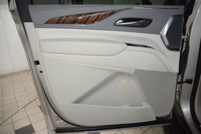 2024 Cadillac Escalade ESV 4WD 4dr Sport Platinum - 23001853 - 45