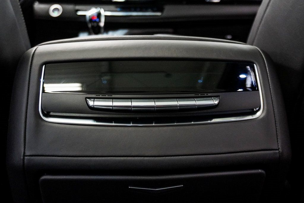 2024 Cadillac Escalade ESV V-Series photo 23
