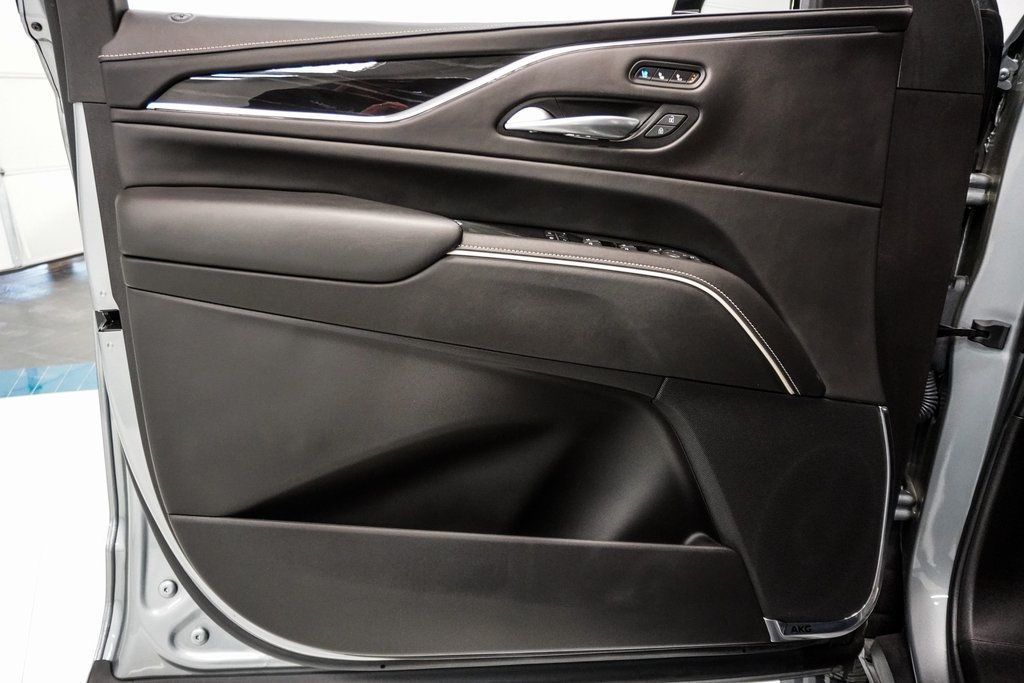 2024 Cadillac Escalade ESV V-Series photo 36