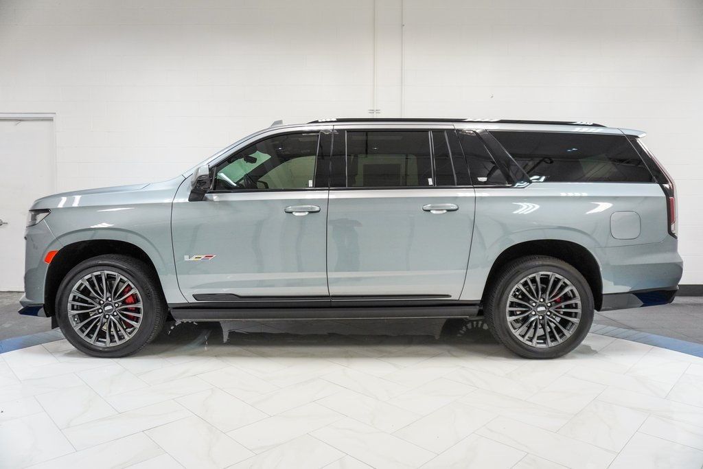2024 Cadillac Escalade ESV V-Series photo 7