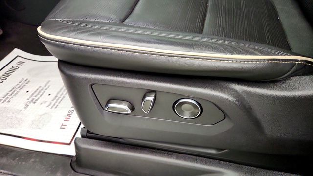 2024 Cadillac Escalade ESV Premium Luxury ESV w/ Performance & Touring Packages - 23089990 - 11