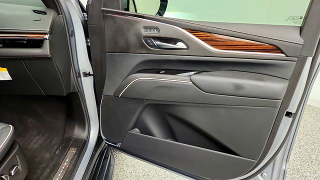 2024 Cadillac Escalade ESV Premium Luxury ESV w/ Performance & Touring Packages - 23089990 - 29