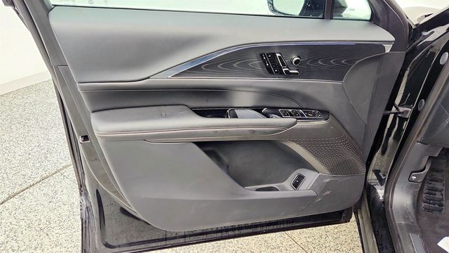 2024 Cadillac LYRIQ 4dr Luxury 1 (1SC) - 23008097 - 10