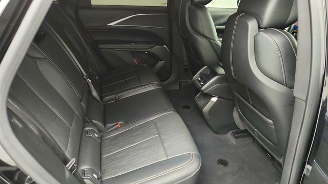 2024 Cadillac LYRIQ 4dr Luxury 1 w/1SC - 23010148 - 22