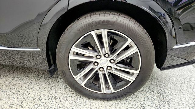 2024 Cadillac LYRIQ 4dr Luxury 1 w/1SC - 23010148 - 8