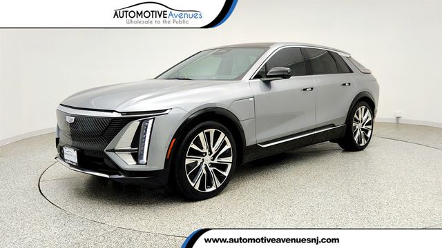 2024 Cadillac LYRIQ 4dr Luxury 3 (1SE) w/ Dual-Panel Panoramic Sunroof - 23037004 - 0