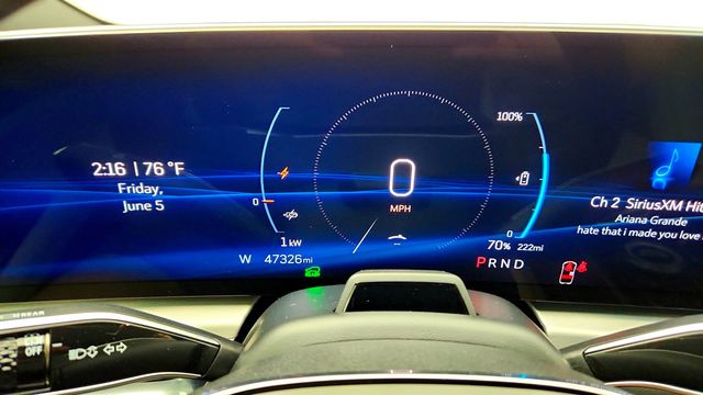 2024 Cadillac LYRIQ 4dr Luxury 3 (1SE) w/ Dual-Panel Panoramic Sunroof - 23037004 - 13