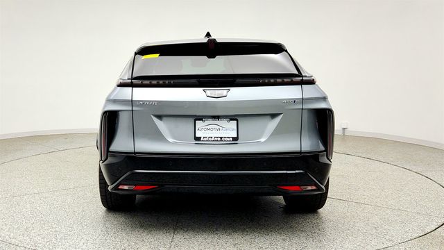 2024 Cadillac LYRIQ 4dr Luxury 3 (1SE) w/ Dual-Panel Panoramic Sunroof - 23037004 - 5