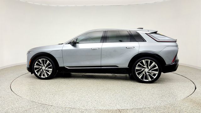 2024 Cadillac LYRIQ 4dr Luxury 3 (1SE) w/ Dual-Panel Panoramic Sunroof - 23037004 - 7