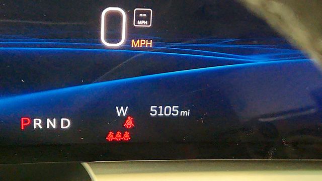 2024 Cadillac LYRIQ 4dr Luxury 3 w/1SE & AWD Electric Propulsion - 23009608 - 14