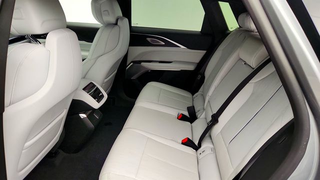 2024 Cadillac LYRIQ 4dr Luxury 3 w/1SE & AWD Electric Propulsion - 23009608 - 21